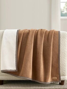 Koolaburra by UGG Reversible Tan Brown Sherpa Throw Blanket